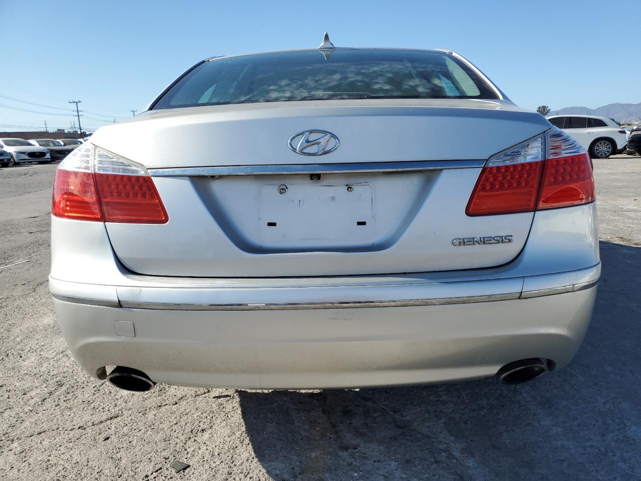 2010 Hyundai Genesis 3.8L - Image 6