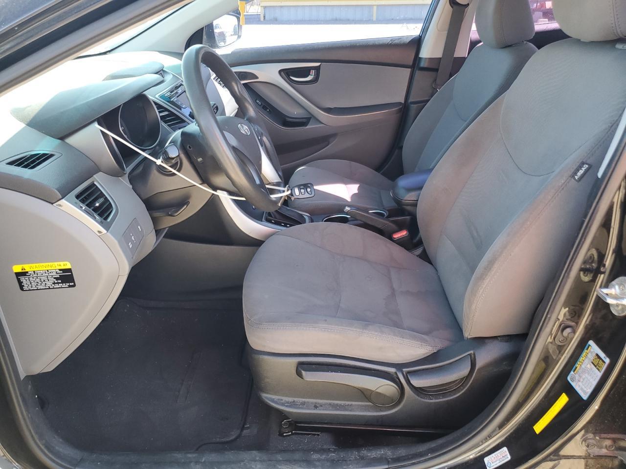 2016 Hyundai Elantra Se - Фото 7