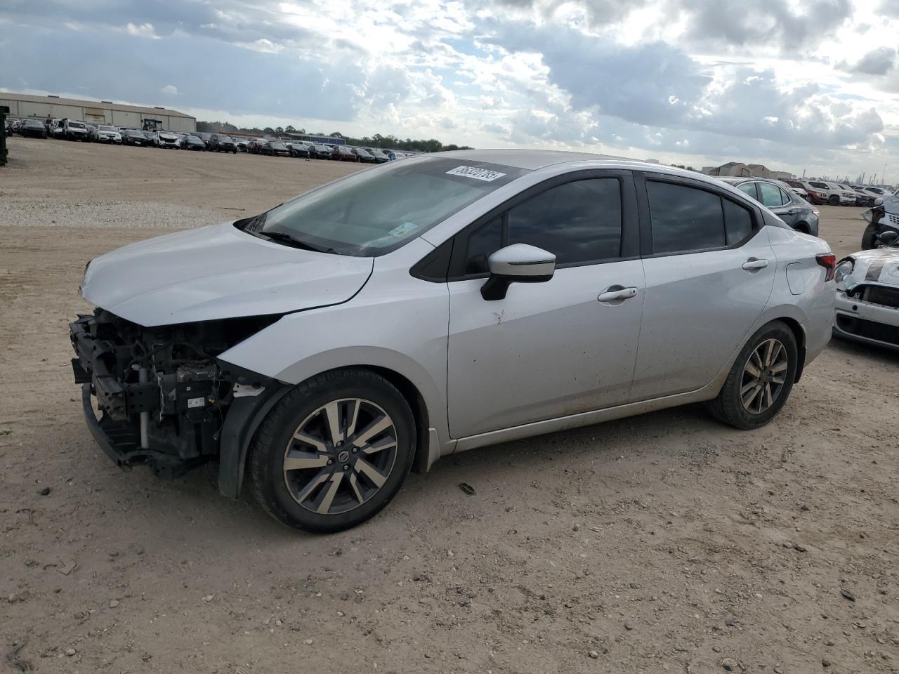 2020 Nissan Versa Sv