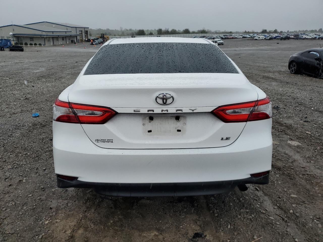 2018 Toyota Camry L - Фото 6