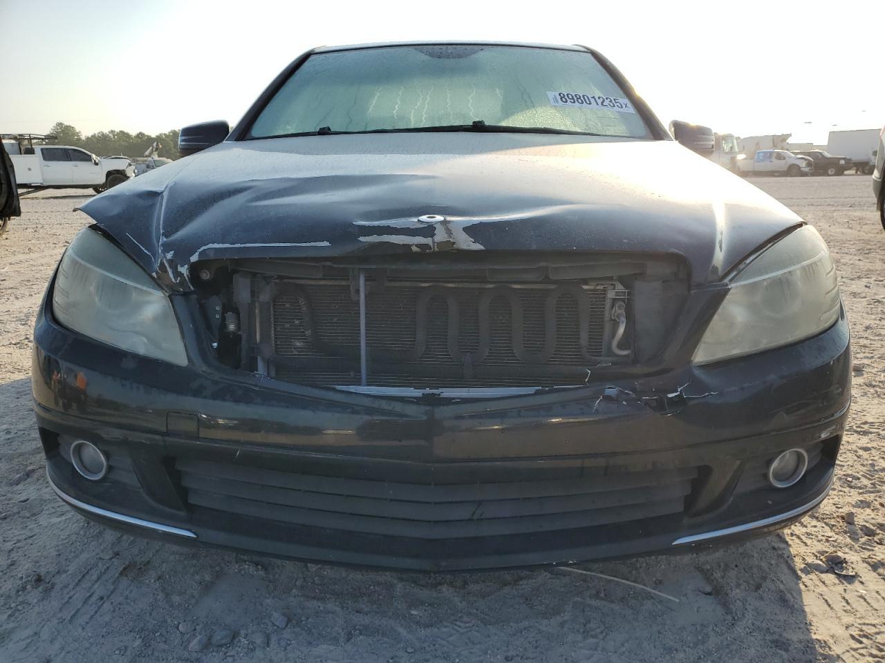 2010 Mercedes-Benz C 300 - Фото 5