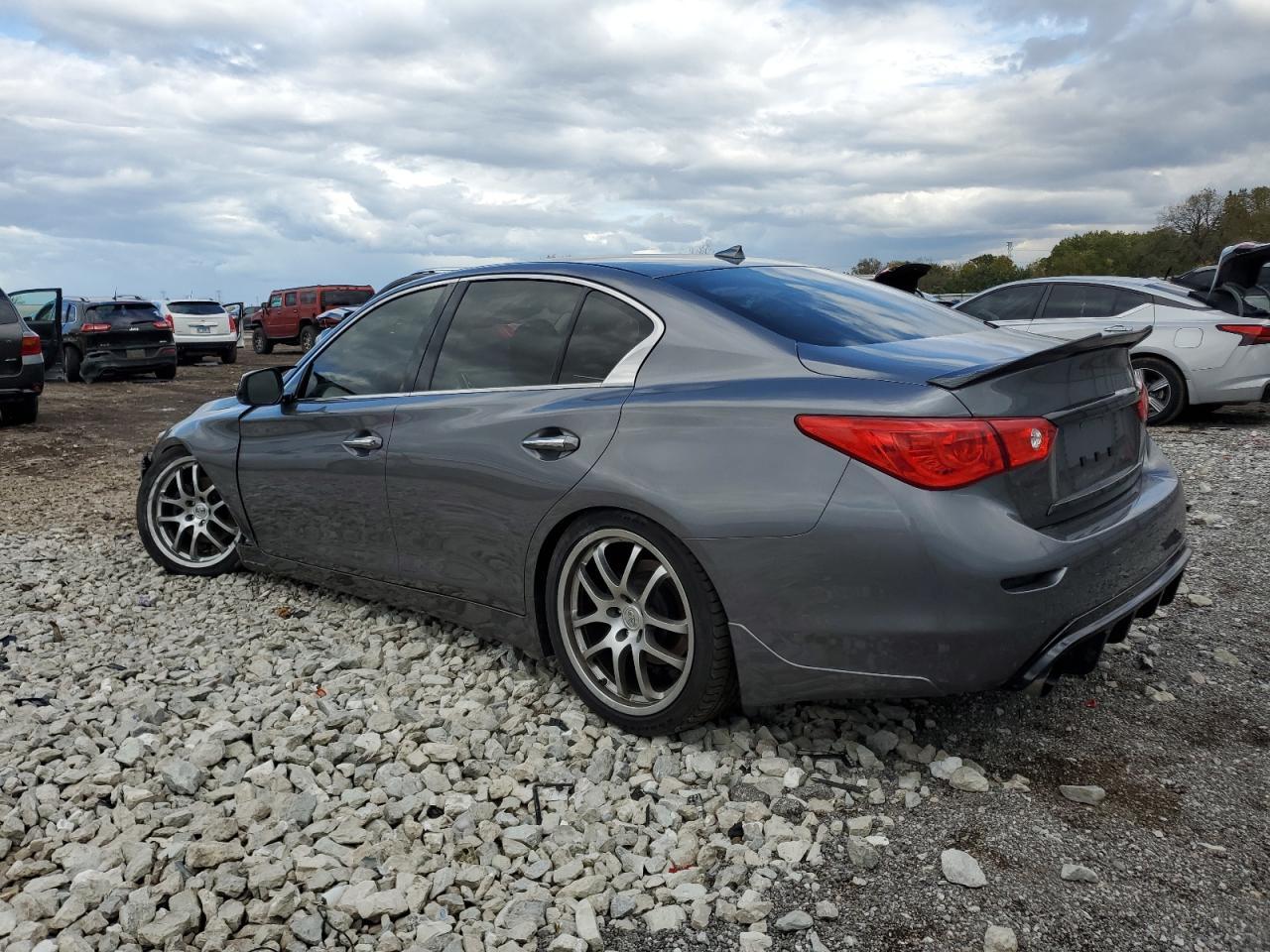 2016 Infiniti Q50 Premium - Image 2