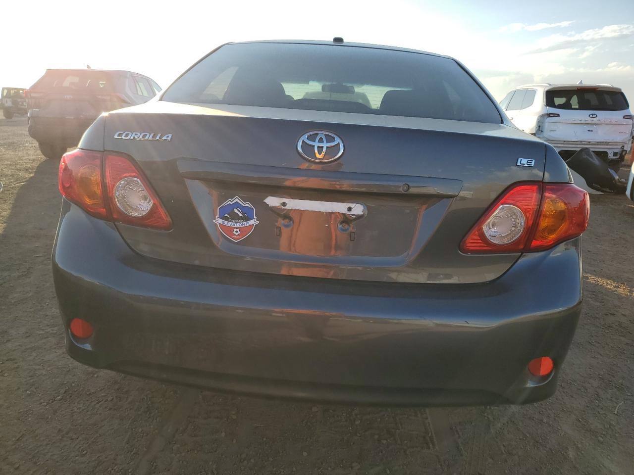 2010 Toyota Corolla Base - Фото 6