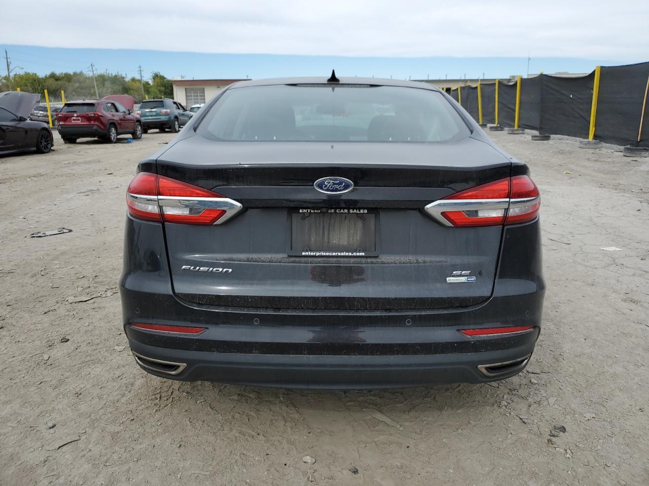 2019 Ford Fusion Se - Фото 6