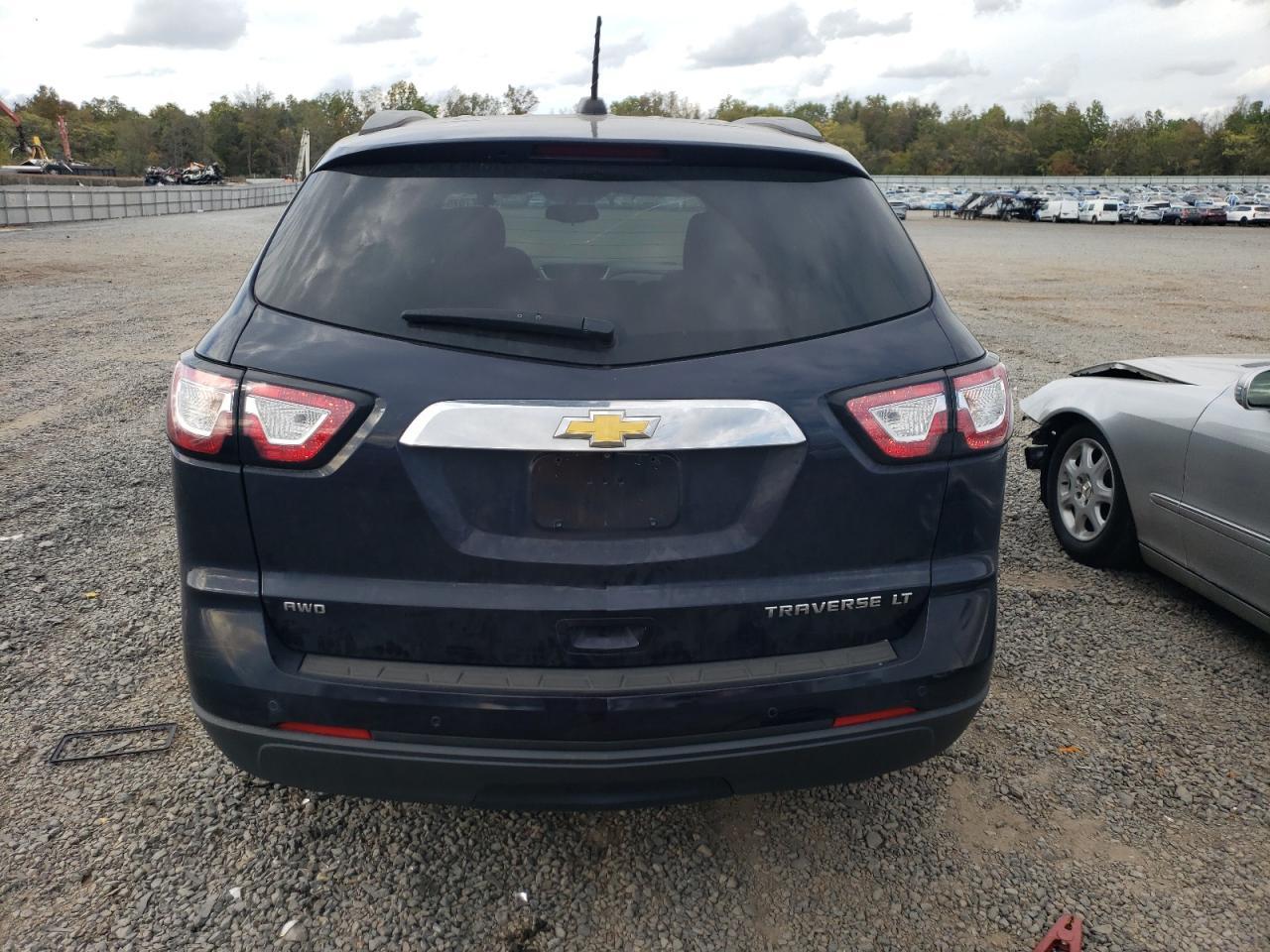 2016 Chevrolet Traverse Lt - Image 6