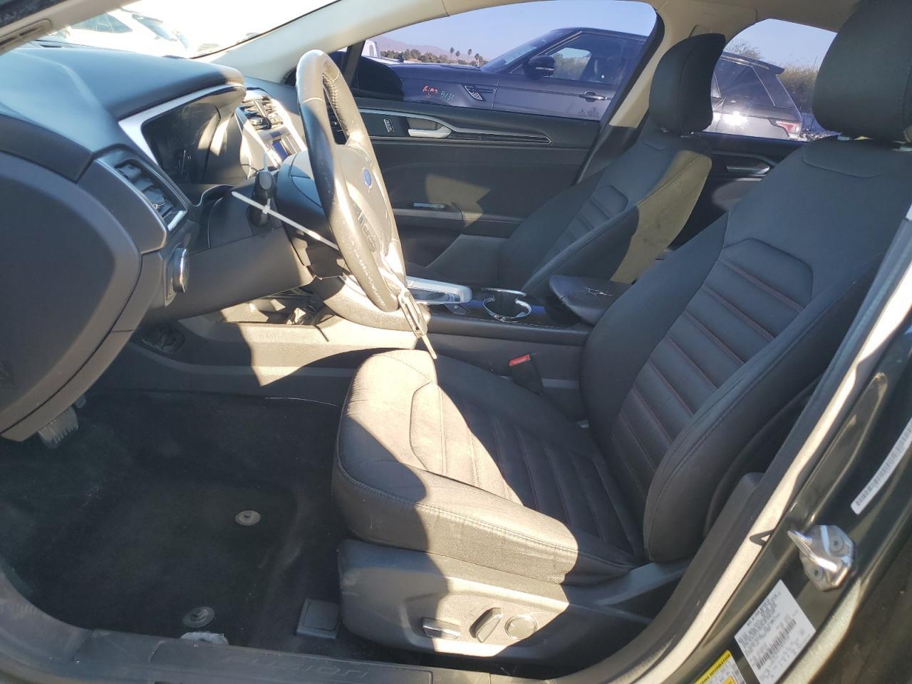 2015 Ford Fusion Se - Фото 7