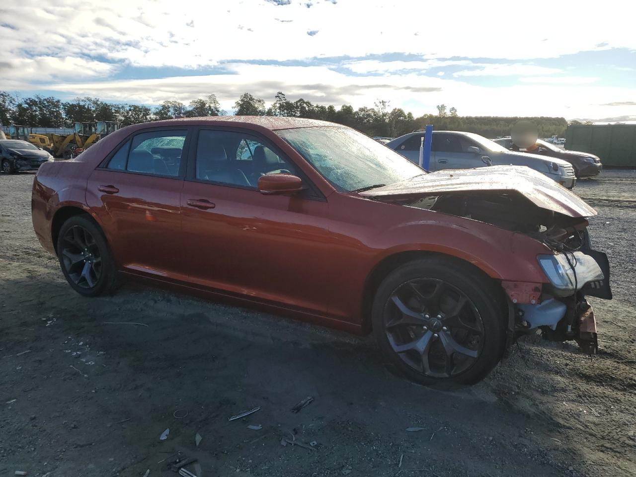 2021 Chrysler 300 S - Фото 4