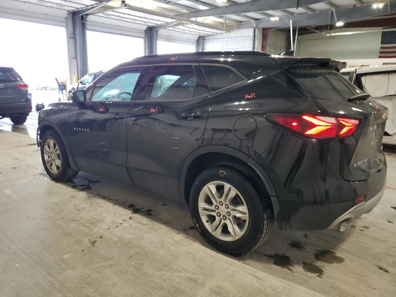 2019 Chevrolet Blazer 2Lt - Image 2