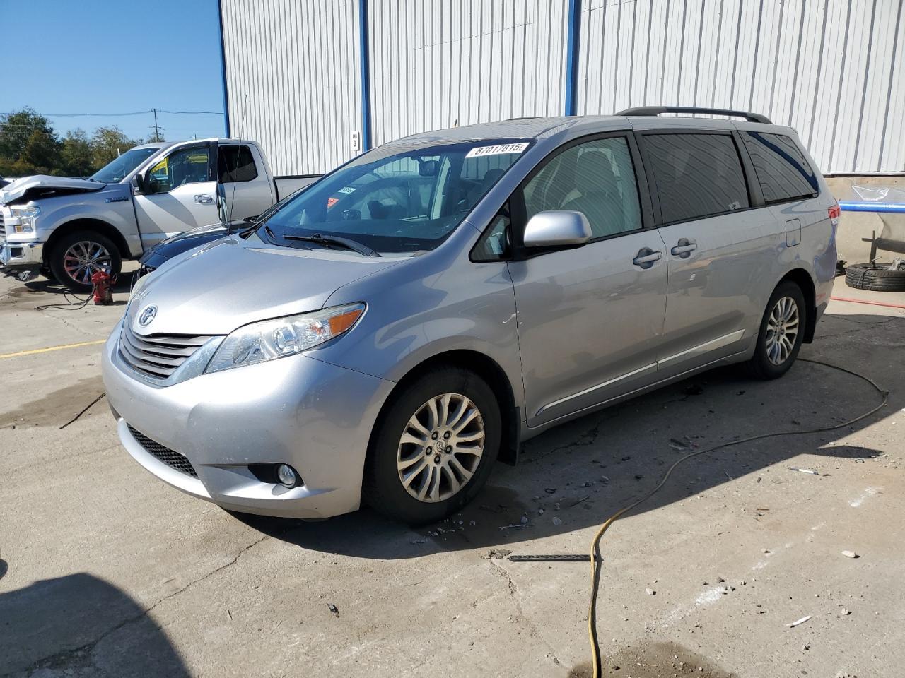 2012 Toyota Sienna Xle