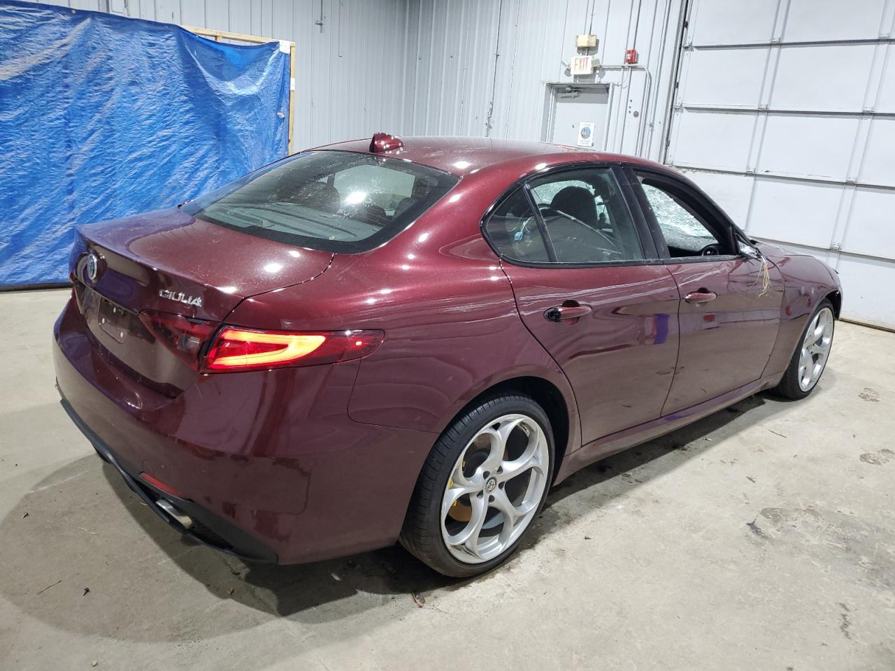 2019 Alfa Romeo Giulia Ti - Фото 3