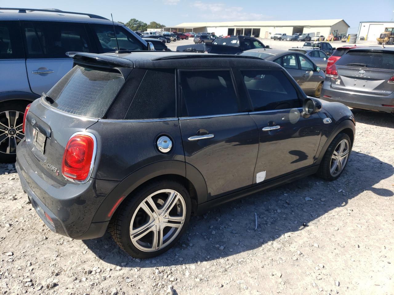 2015 Mini Cooper S - Image 3