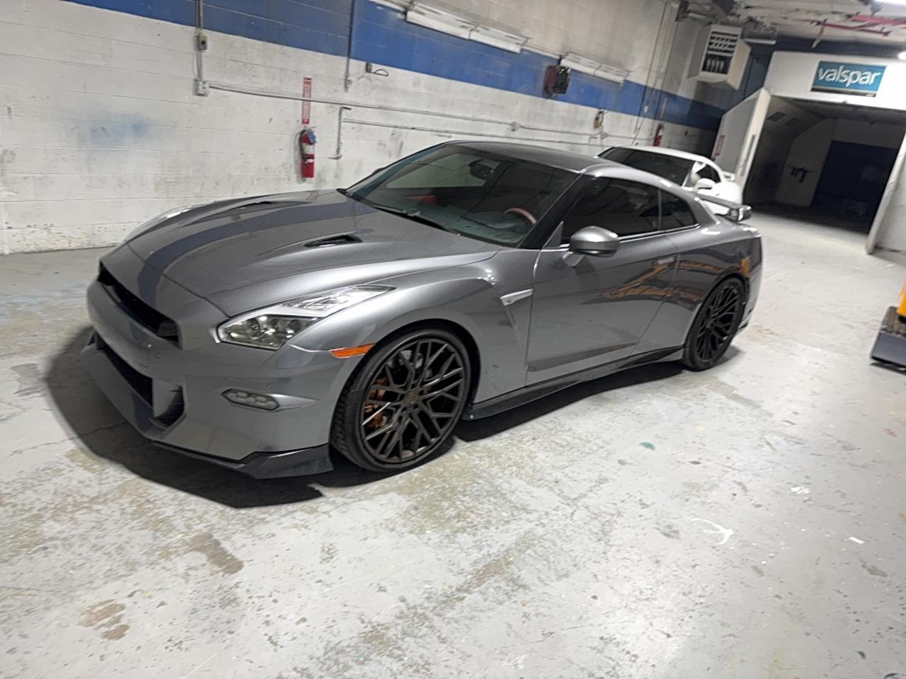 2024 Nissan Gt-R Premium - Фото 2