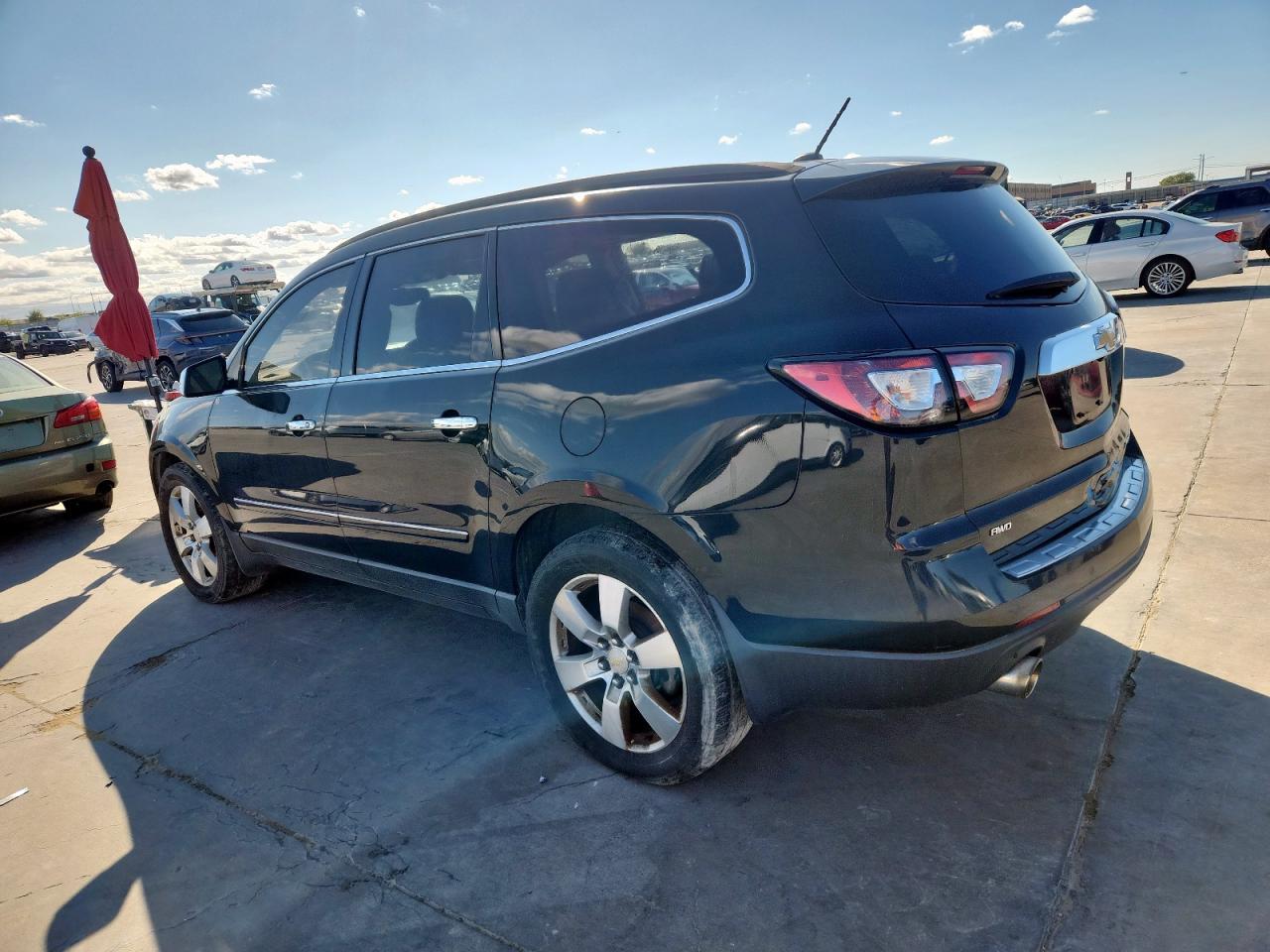 2013 Chevrolet Traverse Ltz - Image 2