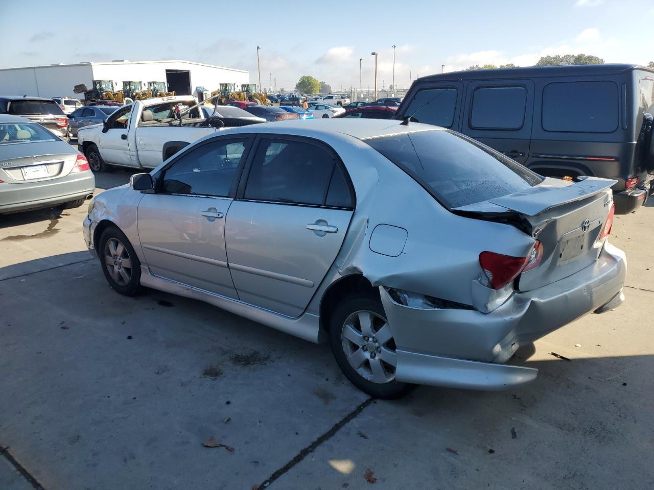2004 Toyota Corolla Ce - Фото 2
