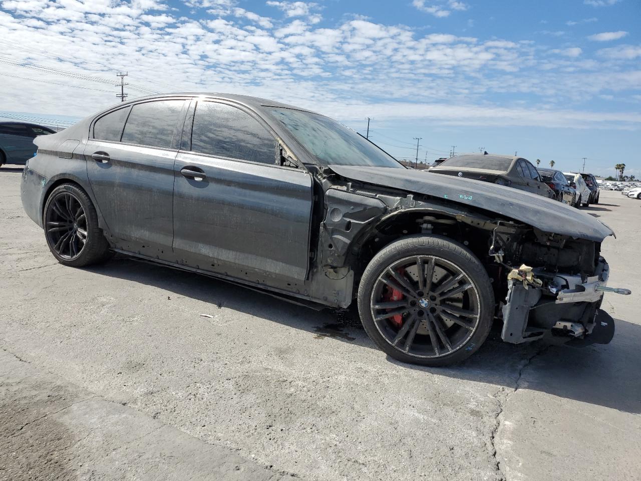 2022 BMW M5 - Image 4