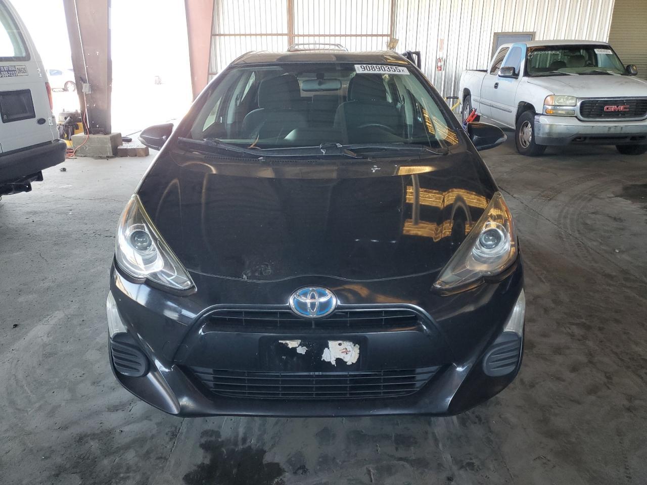 2016 Toyota Prius C - Фото 5