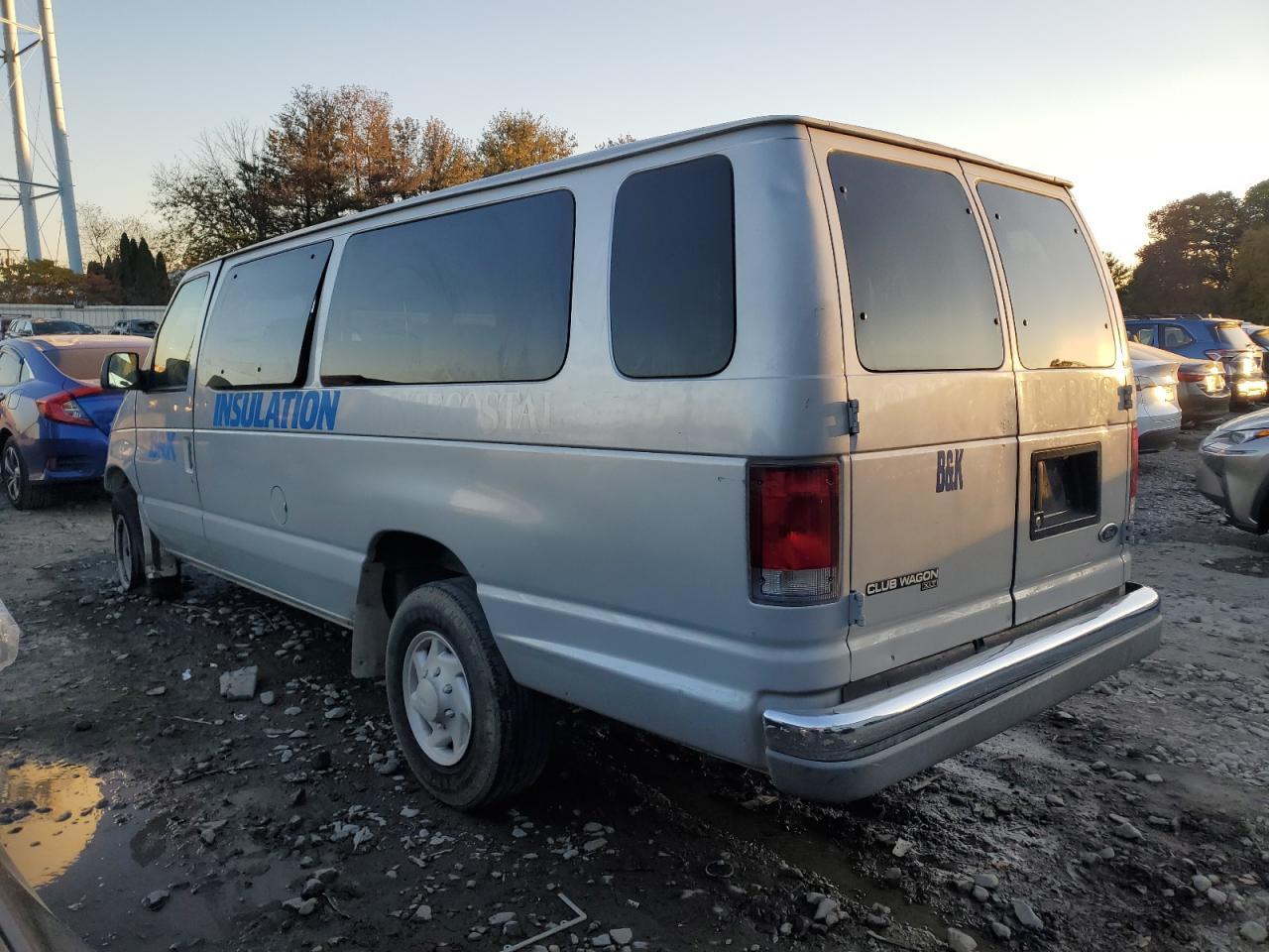 1998 Ford Econoline - Image 2