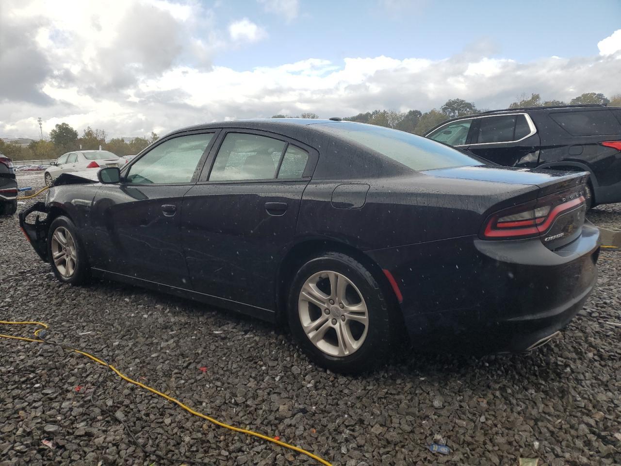 2020 Dodge Charger Sxt - Image 2