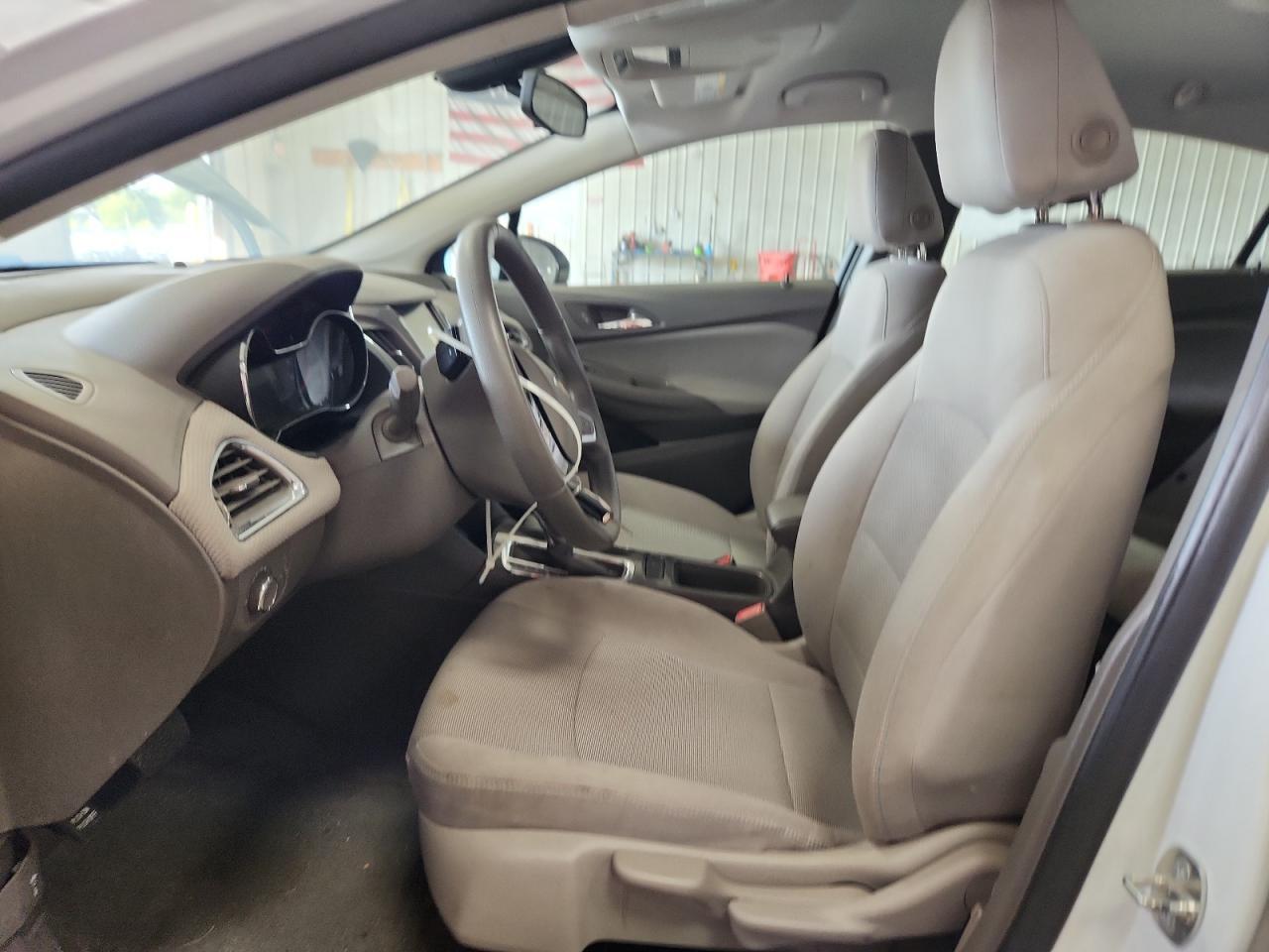 2018 Chevrolet Cruze Lt - Image 7
