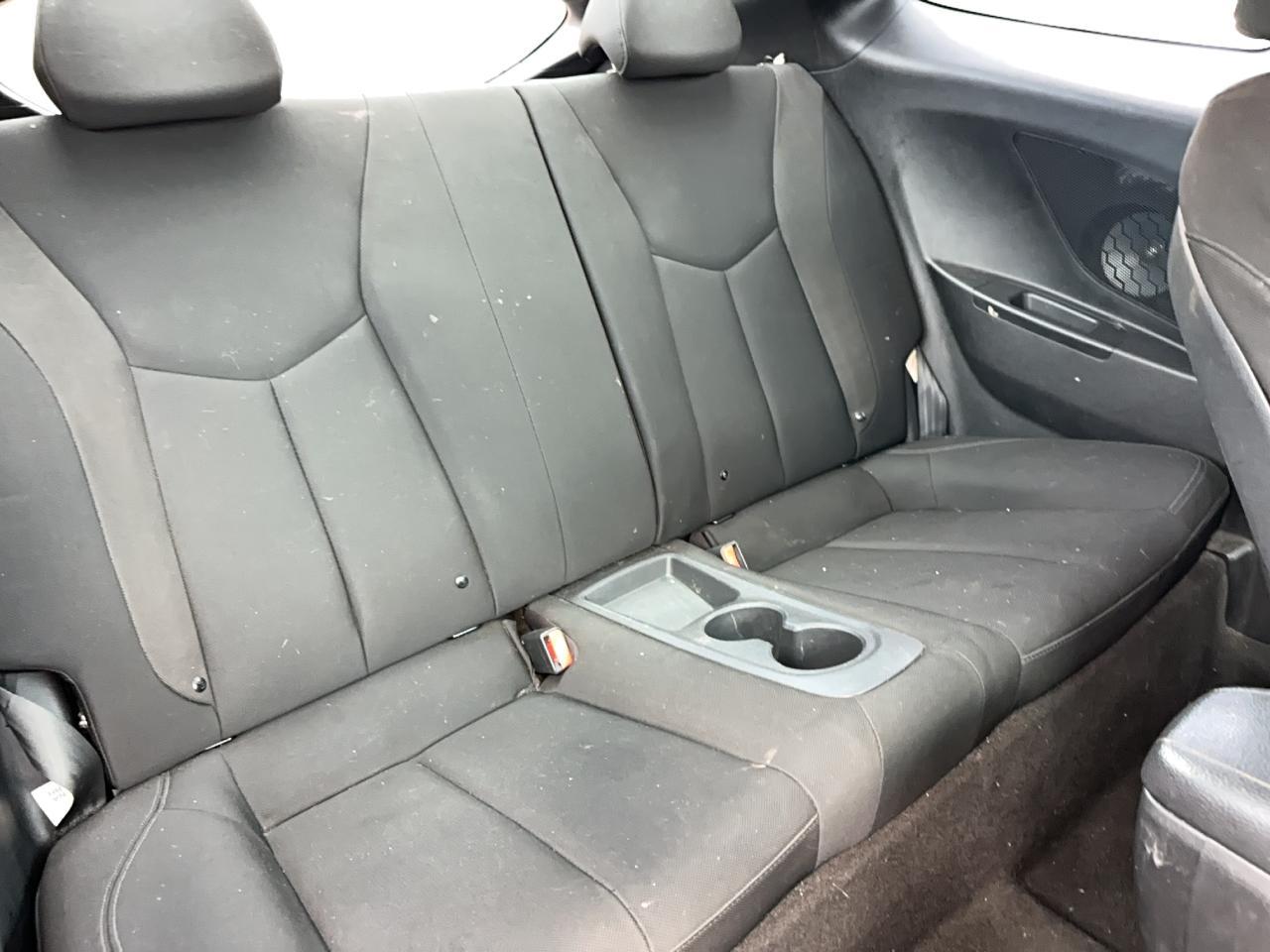 2016 Hyundai Veloster - Фото 6