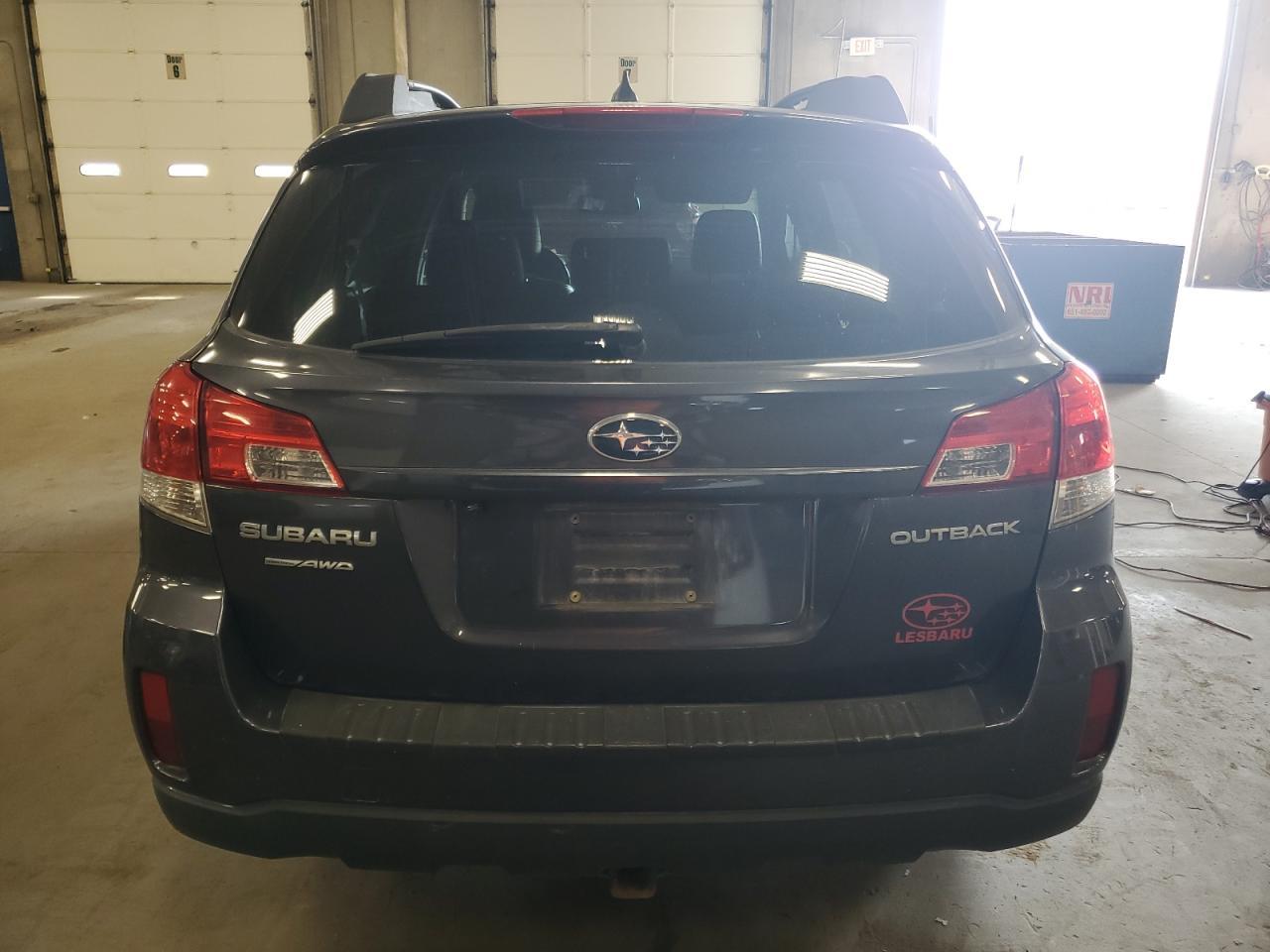 2011 Subaru Outback 2.5I Limited - Фото 6