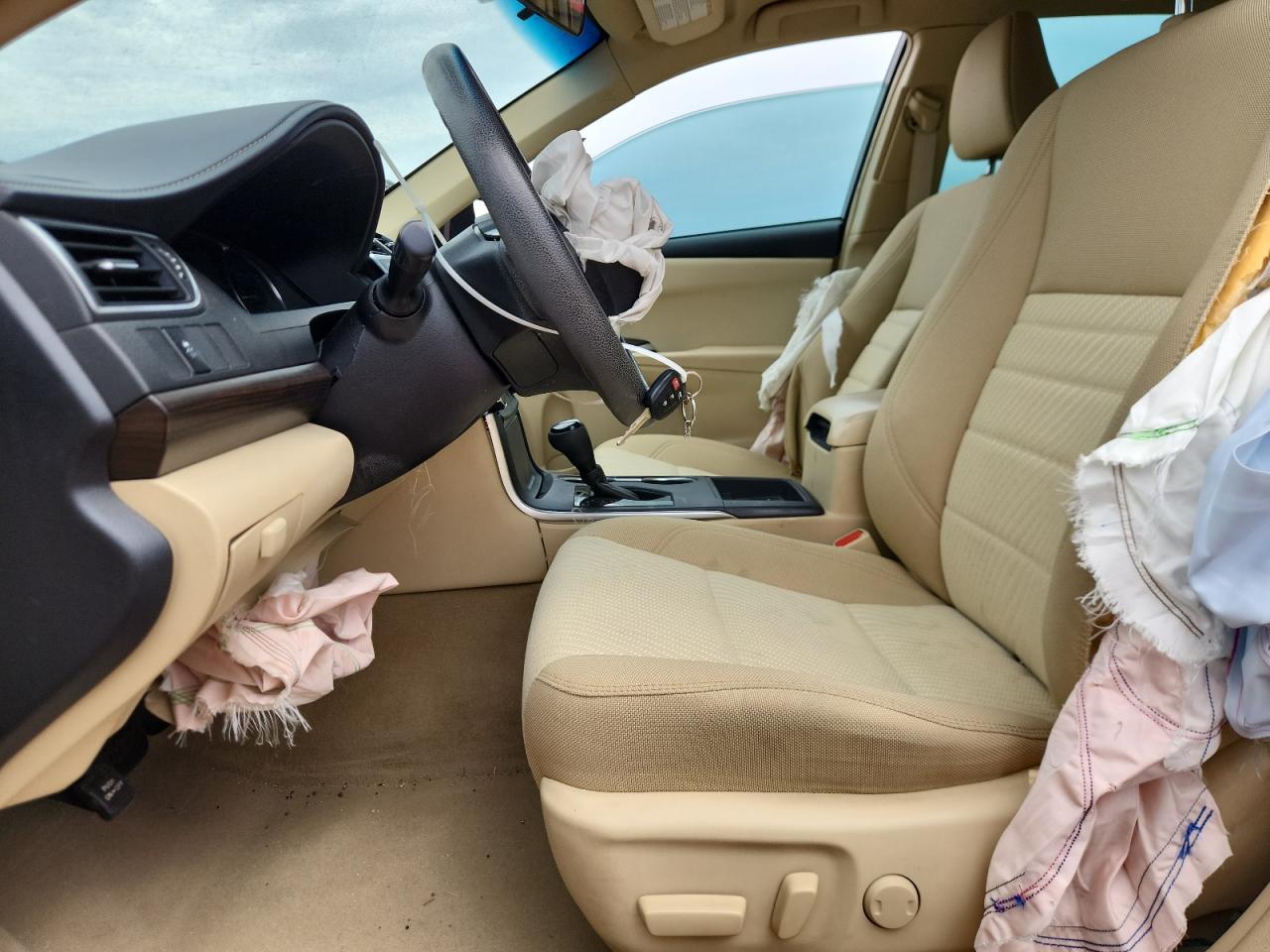 2017 Toyota Camry Le - Image 7