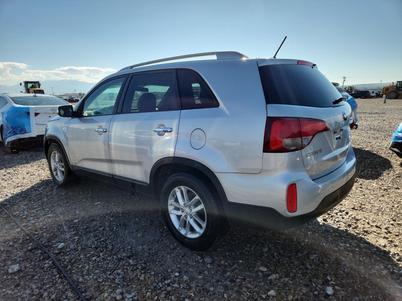 2015 Kia Sorento Lx - Фото 2