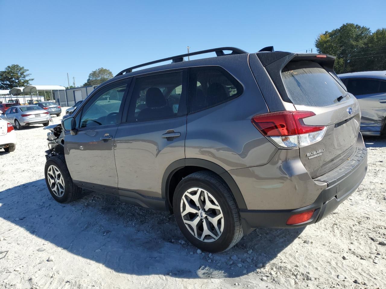 2024 Subaru Forester Premium - Фото 2