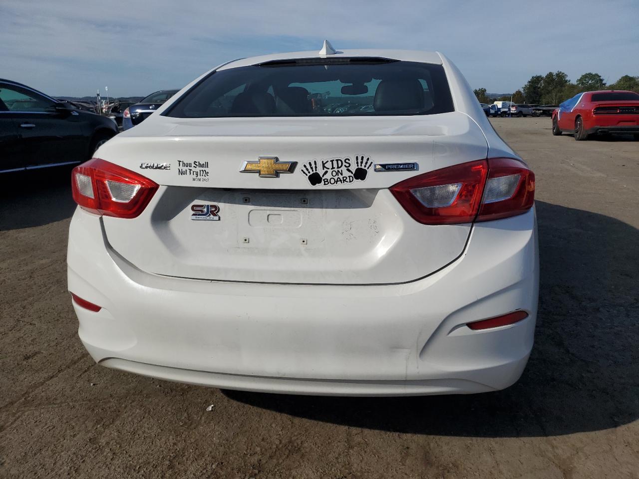 2016 Chevrolet Cruze Premier - Image 6