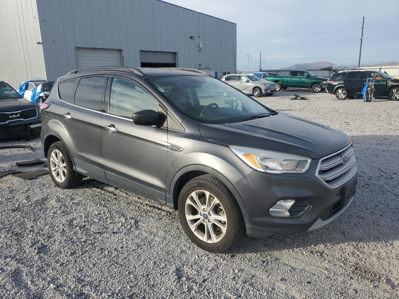 2018 Ford Escape Se - Фото 4