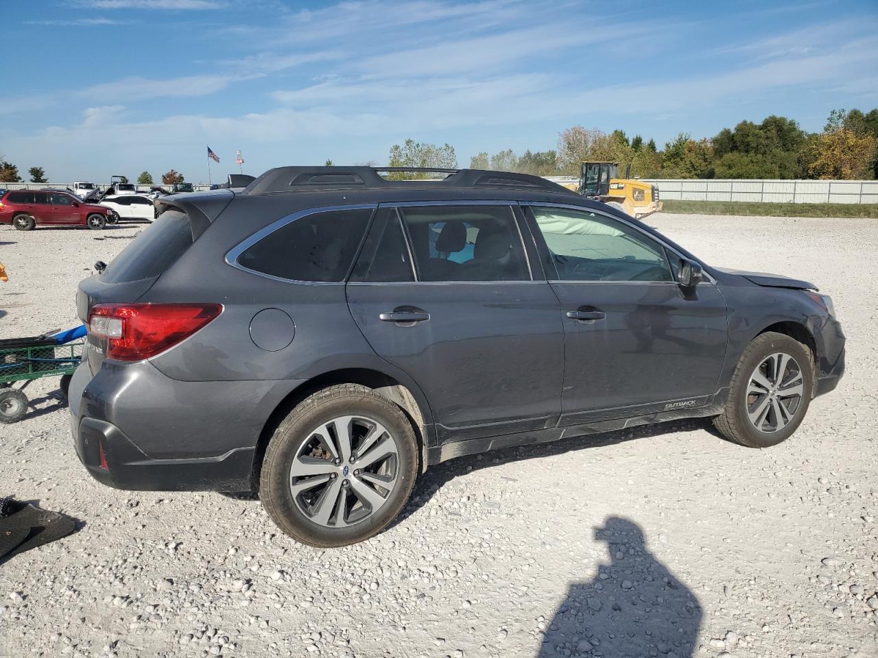 2019 Subaru Outback 2.5I Limited - Image 3