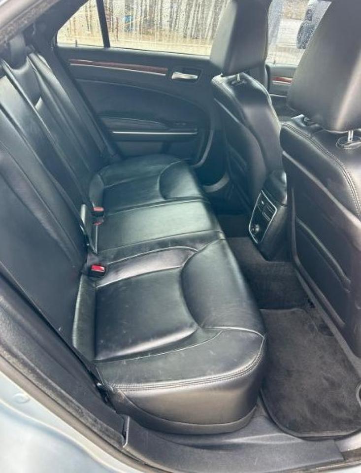 2013 Chrysler 300 - Фото 6