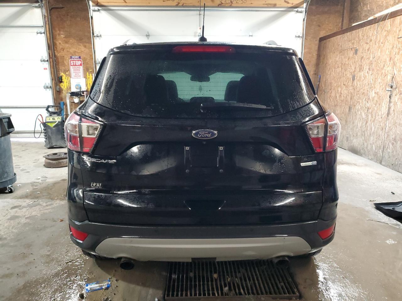 2017 Ford Escape Titanium - Фото 6