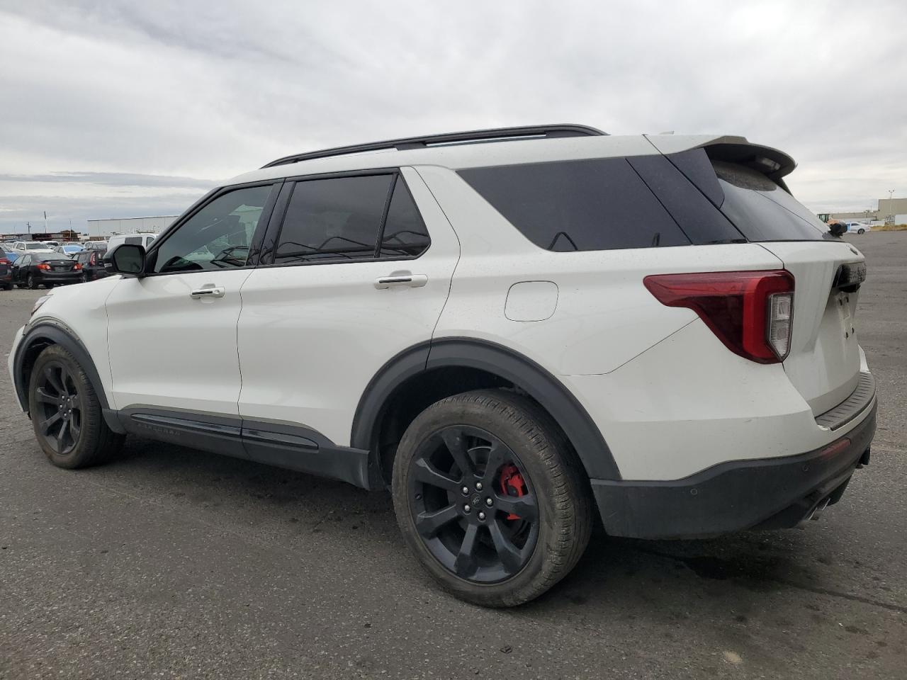 2022 Ford Explorer St - Image 2