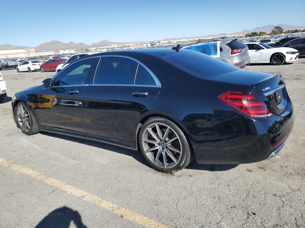2019 Mercedes-Benz S 560 - Фото 2