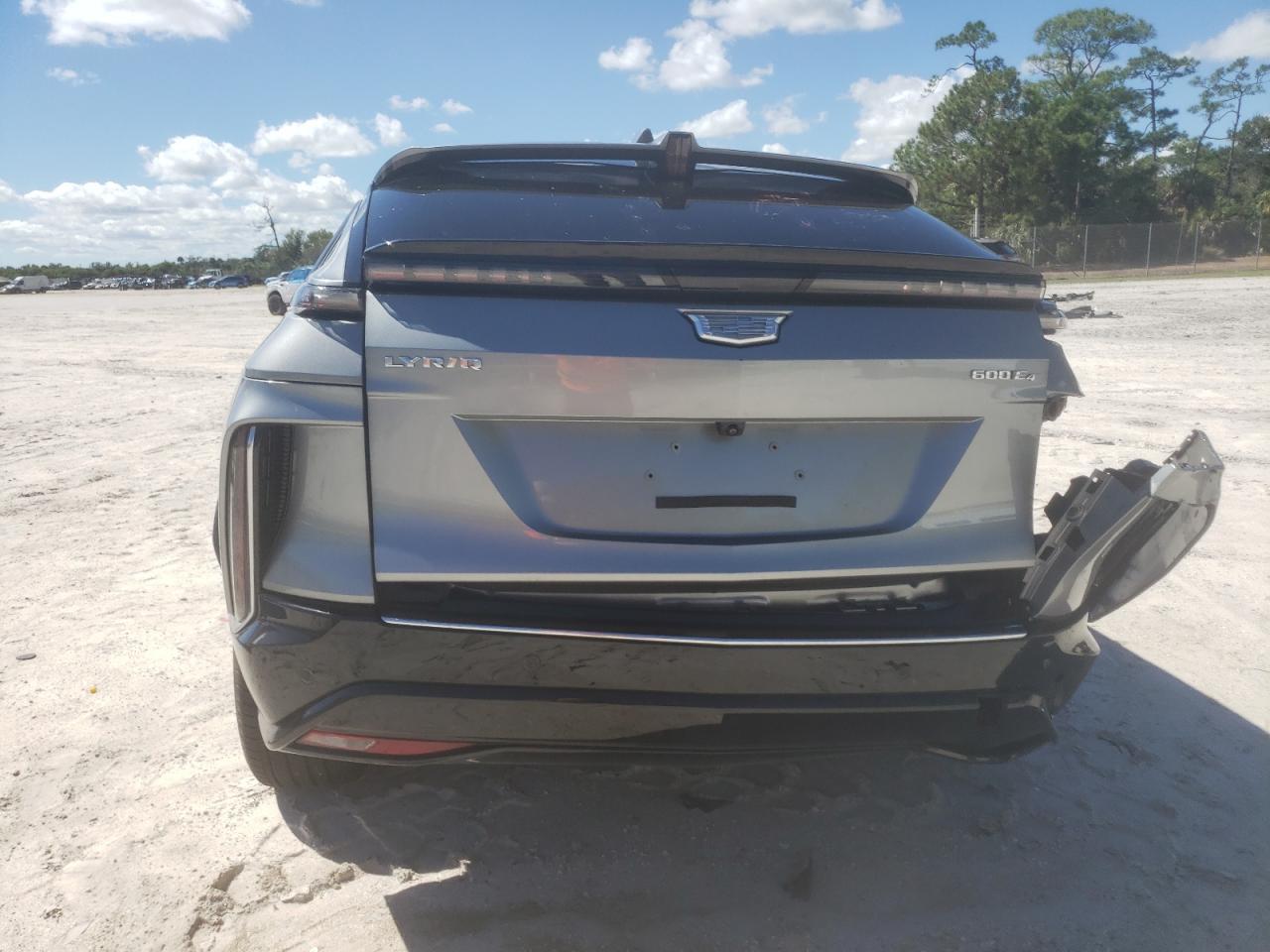 2025 Cadillac Lyriq Luxury - Фото 6