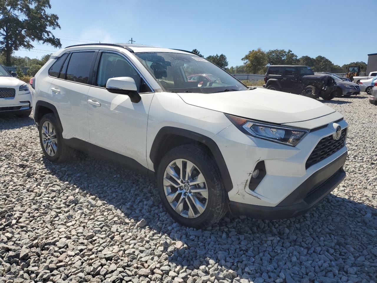 2021 Toyota Rav4 Xle Premium - Фото 4