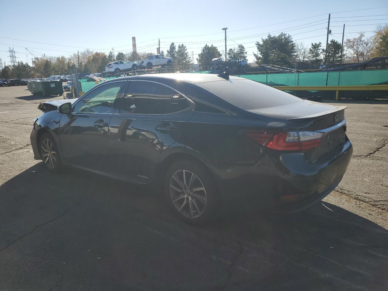 2018 Lexus Es 300H - Фото 2