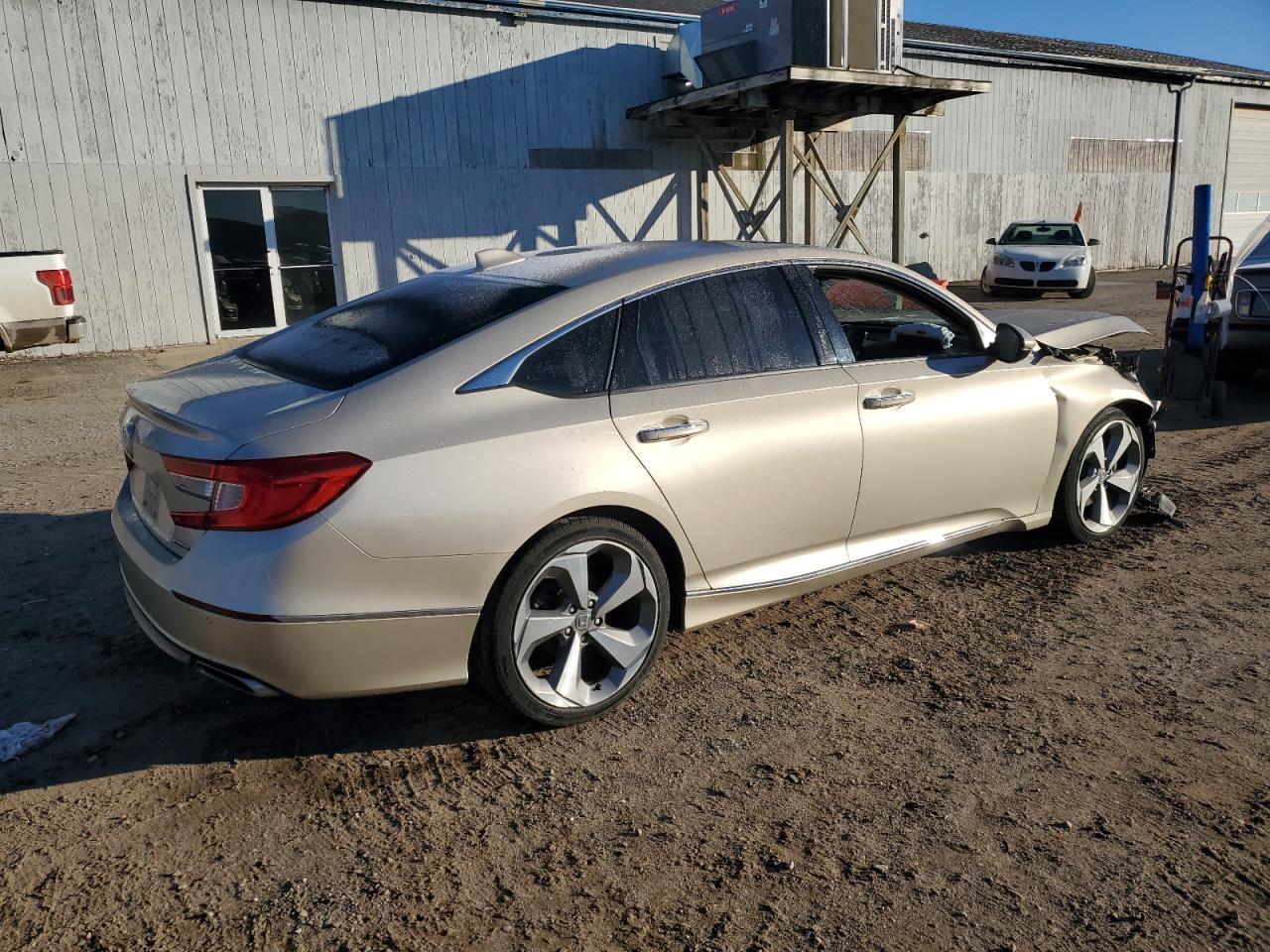 2018 Honda Accord Touring - Фото 3