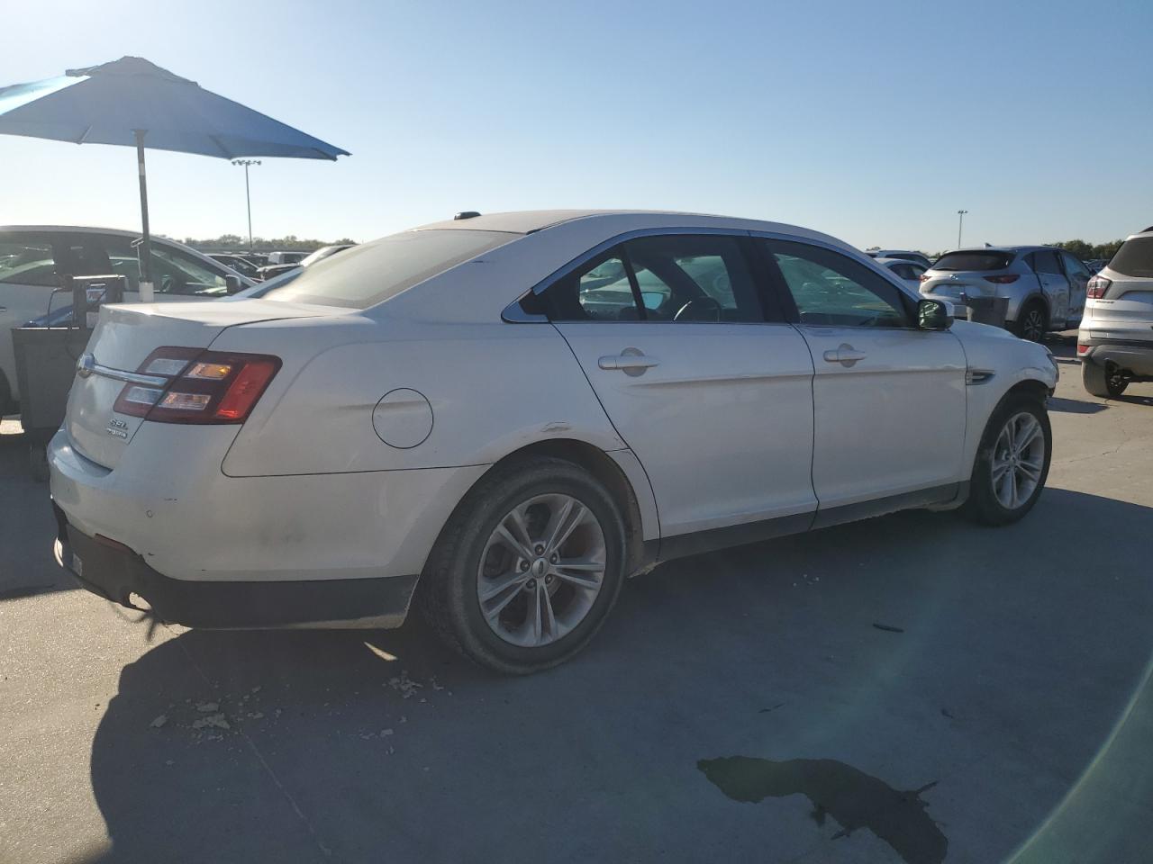 2015 Ford Taurus Sel - Фото 3