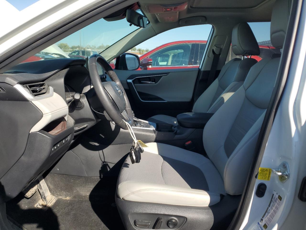 2021 Toyota Rav4 Limited - Фото 7