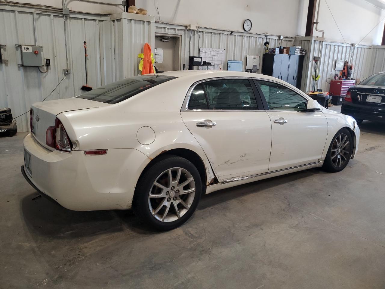 2010 Chevrolet Malibu Ltz - Image 3