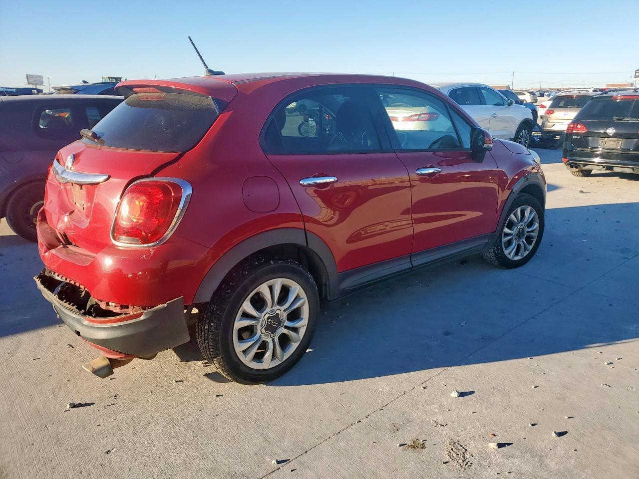 2016 Fiat 500X Easy - Image 3