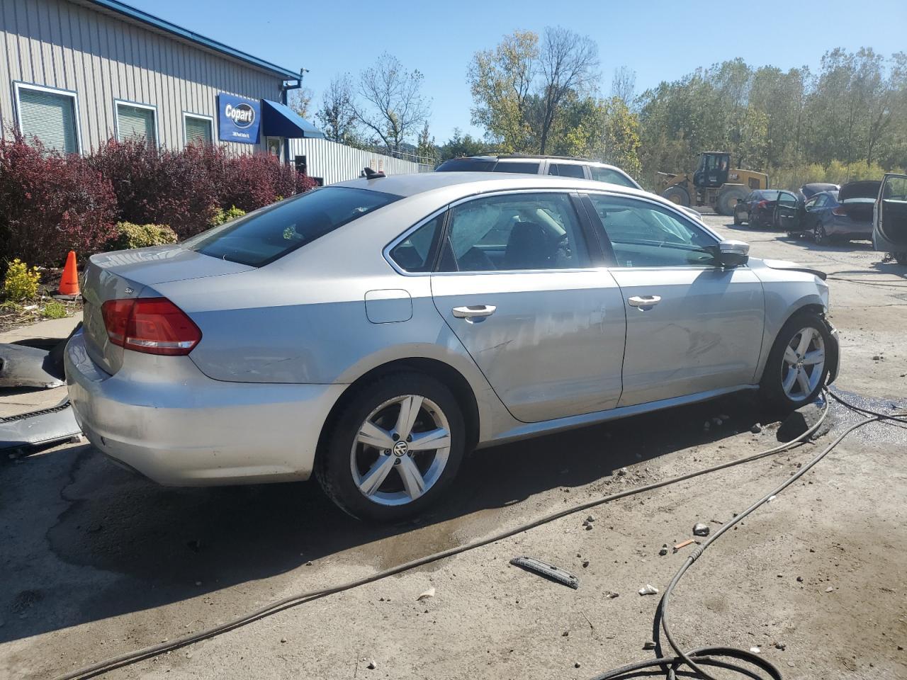 2013 Volkswagen Passat Se - Image 3