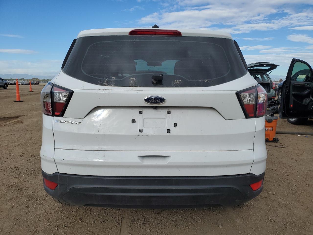 2018 Ford Escape S - Фото 6