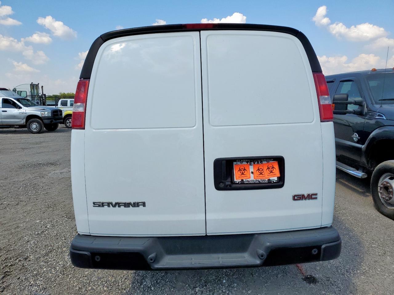 2023 GMC Savana G2500 - Фото 6