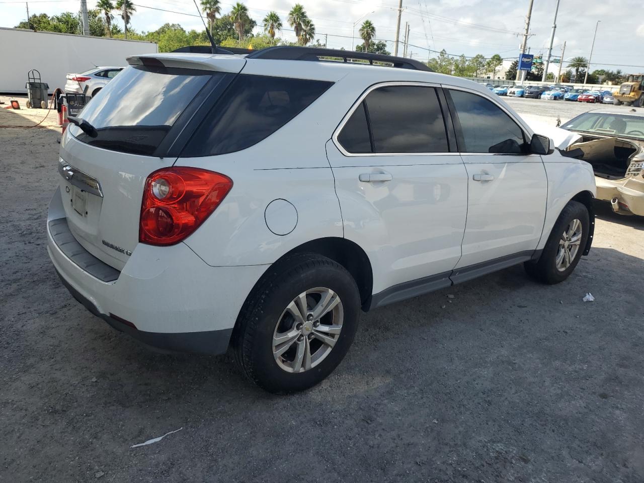 2010 Chevrolet Equinox Lt - Image 3