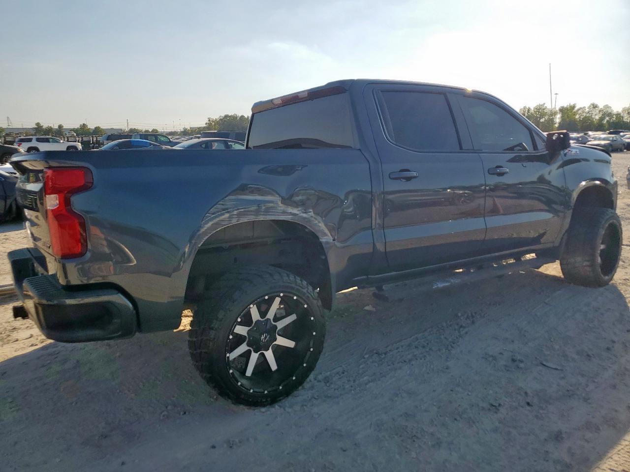 2022 Chevrolet Silverado Ltd K1500 Rst - Фото 3