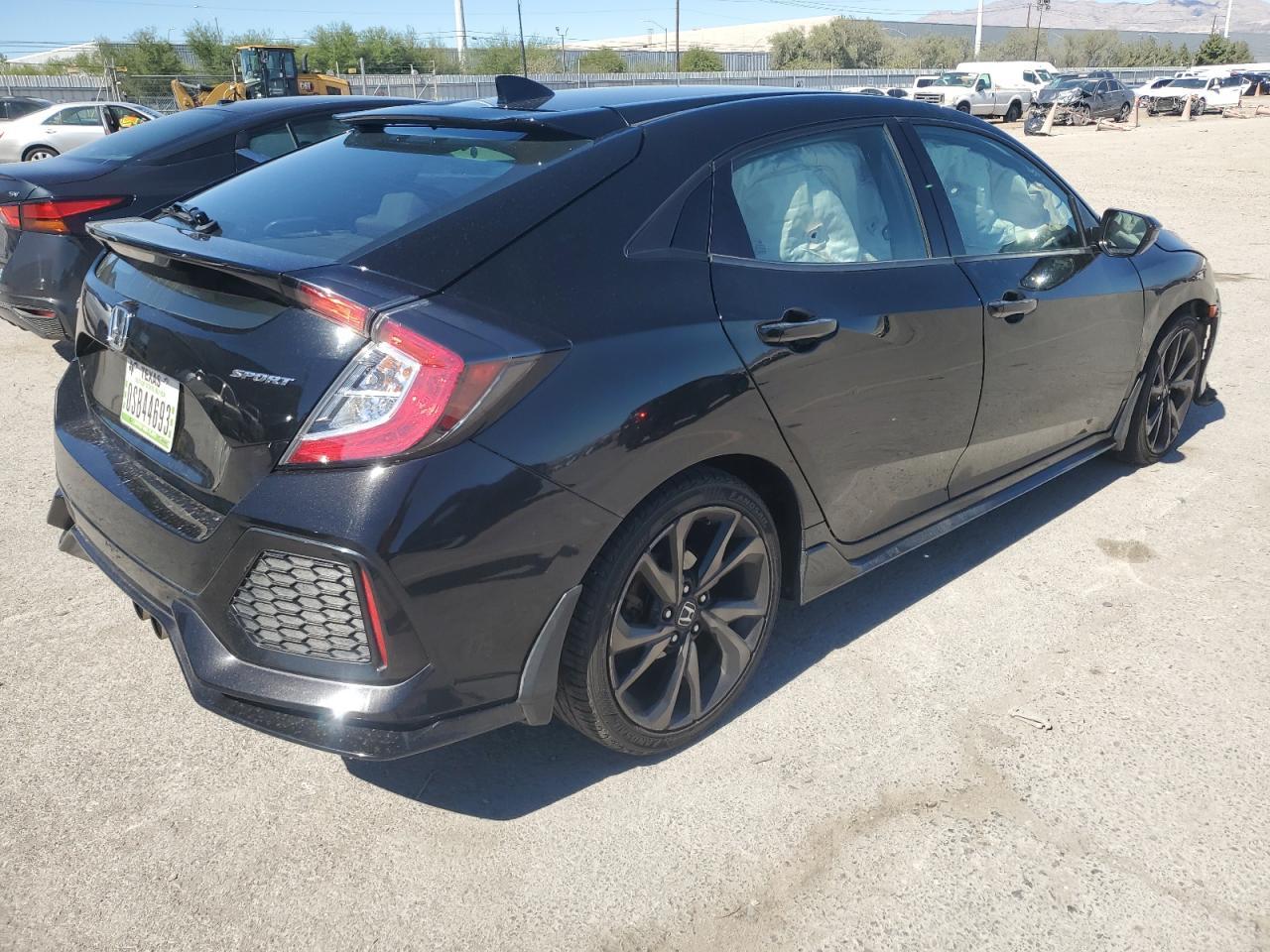 2018 Honda Civic Sport - Фото 3