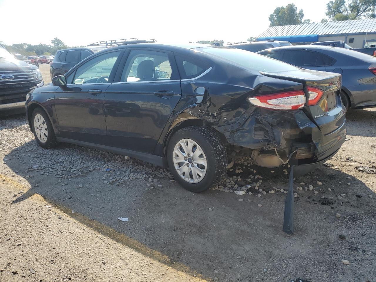 2014 Ford Fusion S - Image 2